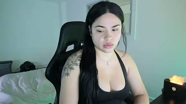 MelSaunders online show from February 9, 2:38 am