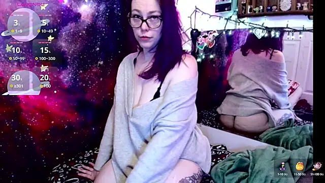 Snapshot of EverlyEster chatting on February 26, 10:53 pm EverlyEster online show from February 26, 10:53 pm