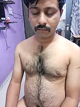 GlassBarge9 online show from January 5, 8:21 pm