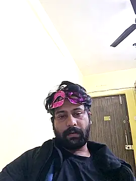 GlassBarge9 online show from November 19, 6:19 pm