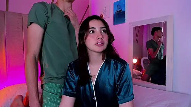 Damian n Maya online show from January 8, 4:33 pm