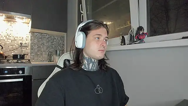  torfin  online show from March 10, 11:16 pm