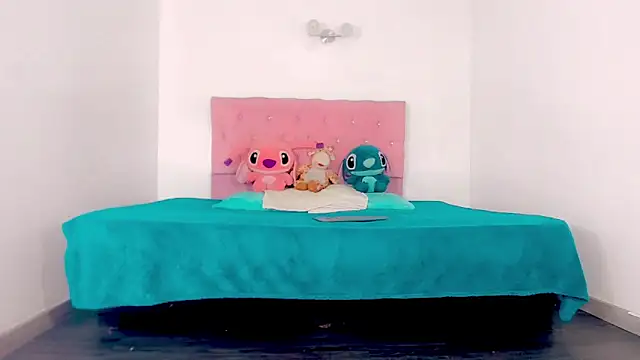  Riannagarcia  online show from March 26, 7:08 pm