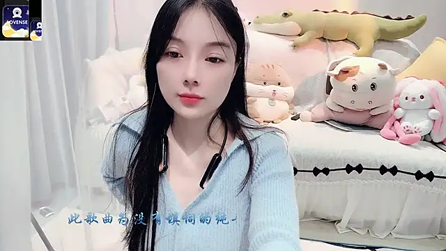 AKiKi711 online show from October 24, 4:36 pm