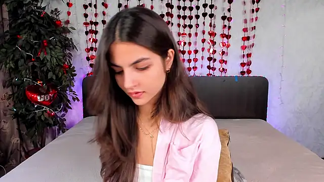 Milana Crystal  online show from March 3, 1:53 pm