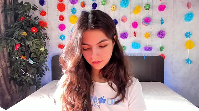 Milana Crystal  online show from March 14, 8:21 am