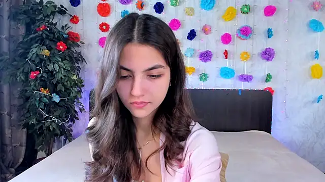 Milana Crystal  online show from March 23, 8:15 am