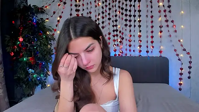 Milana Crystal  online show from March 3, 8:20 am