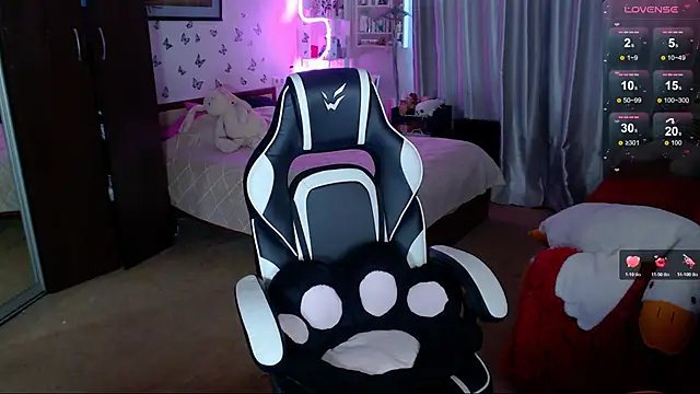 Sidney blush online show from March 26, 4:51 am