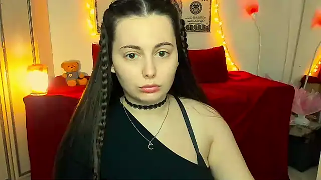 Snapshot of _extraterrestrial_ chatting on June 22, 10:29 pm extraterrestrial online show from June 22, 10:29 pm