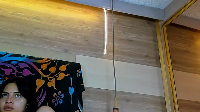 Cori Paige online show from October 29, 4:04 am