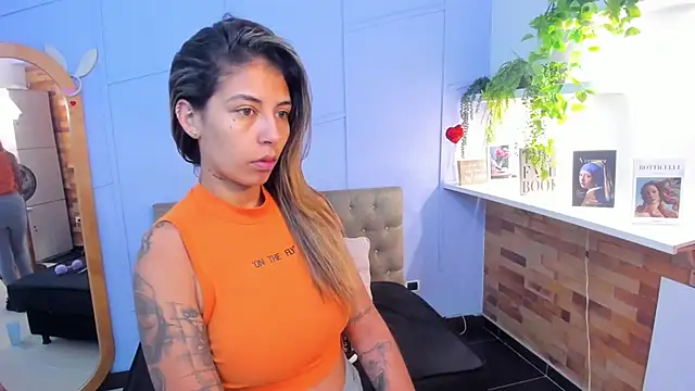 Georgina-coule online show from January 13, 1:49 pm