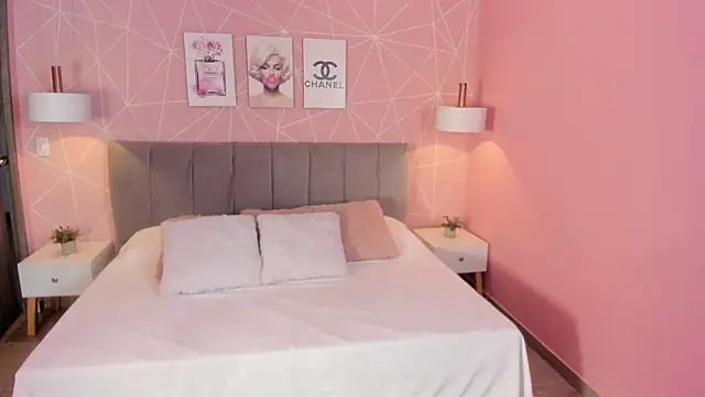 Snapshot of zara__sweet chatting on March 10, 1:27 pm zara sweet online show from March 10, 1:27 pm