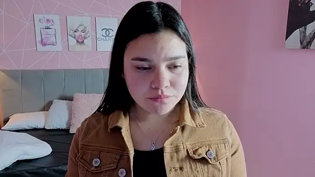 Snapshot of zara__sweet chatting on June 8, 2:06 pm zara sweet online show from June 8, 2:06 pm