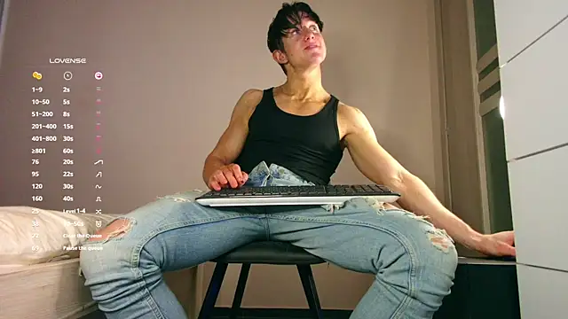 ChristianLevine  online show from December 16, 5:23 am