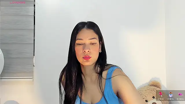 bella hadid1  online show from November 15, 5:31 pm