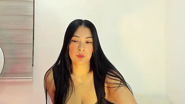 bella hadid1  online show from March 4, 4:51 am