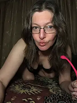Snapshot of _angel_naturally_ chatting on May 16, 3:36 am angel naturally online show from May 16, 3:36 am