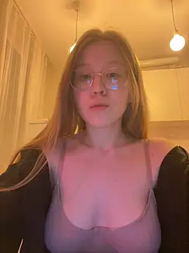 Eva Weyne online show from December 28, 4:52 pm