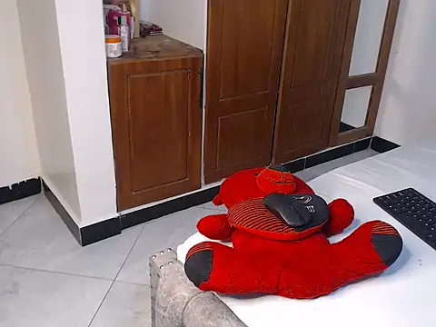 chococreamie online show from January 26, 11:50 am