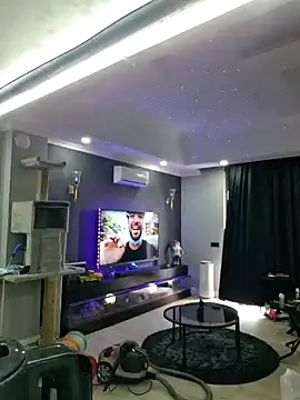 Snapshot of Esmertarcinim chatting on December 10, 12:05 pm Esmertarcinim online show from December 10, 12:05 pm