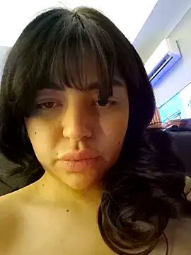 Snapshot of Esmertarcinim chatting on February 23, 3:51 pm Esmertarcinim online show from February 23, 3:51 pm