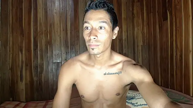 Snapshot of DEMARCOUS_NM chatting on June 12, 11:14 pm DEMARCOUS NM online show from June 12, 11:14 pm