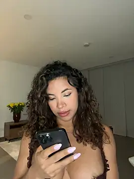 Brunettexio online show from January 16, 1:09 am