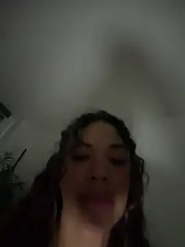 Brunettexio online show from February 17, 10:27 pm