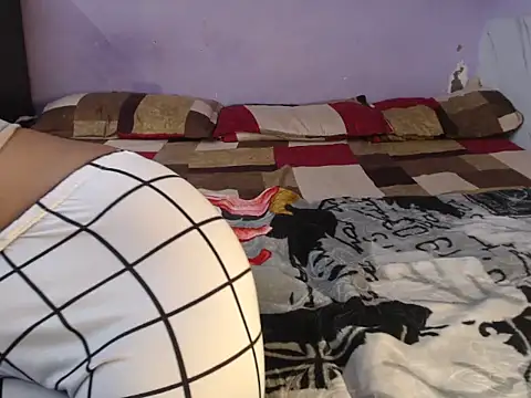 Freya nia online show from January 15, 8:41 am