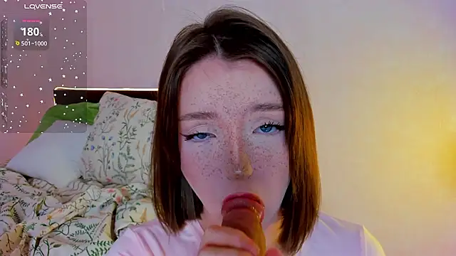 lexxxxxxi online show from February 23, 6:27 pm