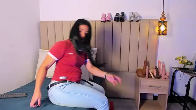 Snapshot of Sofi_Perez_ chatting on March 15, 11:19 am Sofi Perez online show from March 15, 11:19 am