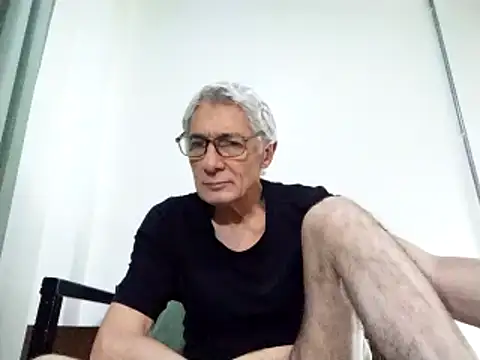 BIGUNCUTHARDCOCK online show from March 20, 7:47 am