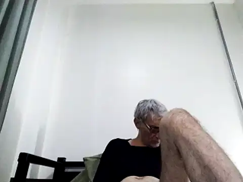 BIGUNCUTHARDCOCK online show from March 21, 6:49 am