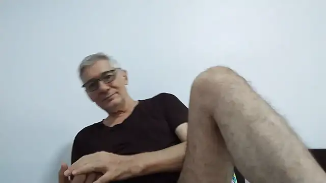 BIGUNCUTHARDCOCK online show from June 3, 12:02 am