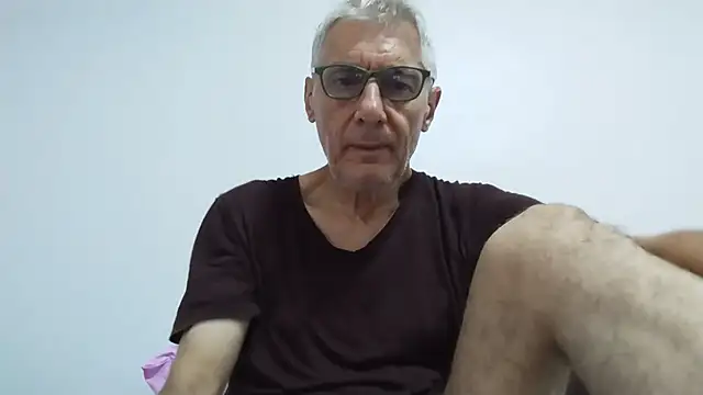 Snapshot of BIGUNCUTHARDCOCK chatting on July 8, 12:04 am BIGUNCUTHARDCOCK online show from July 8, 12:04 am