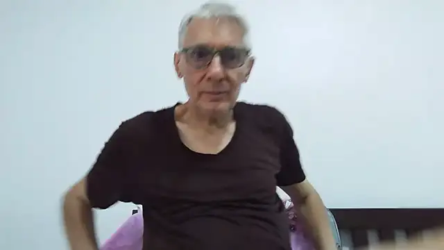 Snapshot of BIGUNCUTHARDCOCK chatting on July 14, 2:49 am BIGUNCUTHARDCOCK online show from July 14, 2:49 am