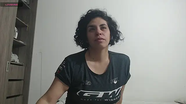Snapshot of Anne_purple chatting on March 19, 7:38 pm Anne purple online show from March 19, 7:38 pm