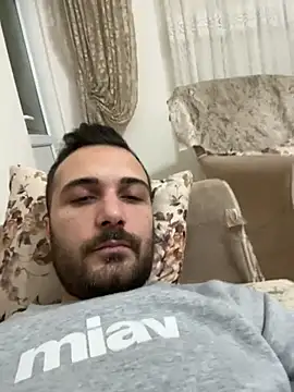 Snapshot of modelturanist27 chatting on January 24, 9:37 pm modelturanist27 online show from January 24, 9:37 pm