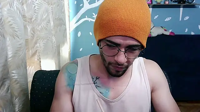 Snapshot of ponzothc chatting on November 1, 8:22 pm ponzothc online show from November 1, 8:22 pm