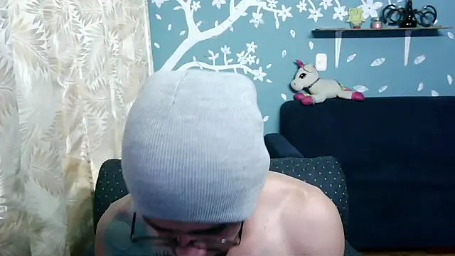 Snapshot of ponzothc chatting on November 7, 8:53 pm ponzothc online show from November 7, 8:53 pm