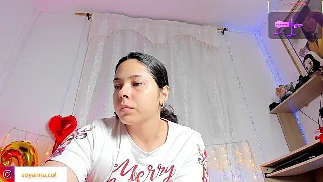 Snapshot of daarklover chatting on February 17, 1:24 am daarklover online show from February 17, 1:24 am