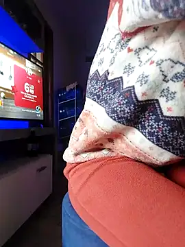 blondyruby online show from December 16, 9:36 am