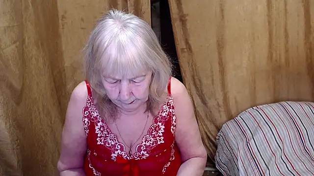 Snapshot of _Estelitta_5 chatting on February 21, 7:12 am  Estelitta 5 online show from February 21, 7:12 am