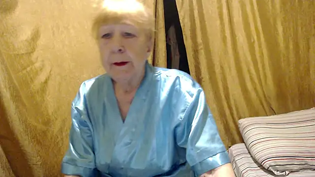 Snapshot of _Estelitta_5 chatting on October 11, 7:45 pm  Estelitta 5 online show from October 11, 7:45 pm