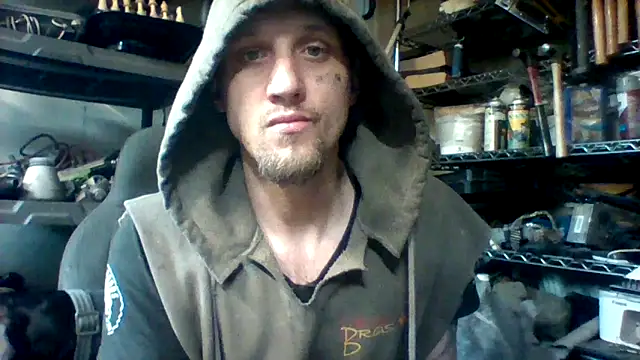 Aaronbp online show from February 1, 4:49 pm