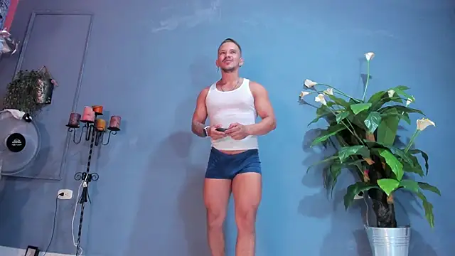 Snapshot of lean_arcos chatting on March 8, 1:36 pm lean arcos online show from March 8, 1:36 pm