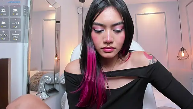 AzuraKindong online show from March 14, 10:38 pm