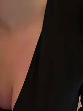 Snapshot of ChristyAdair chatting on March 12, 8:41 pm ChristyAdair online show from March 12, 8:41 pm