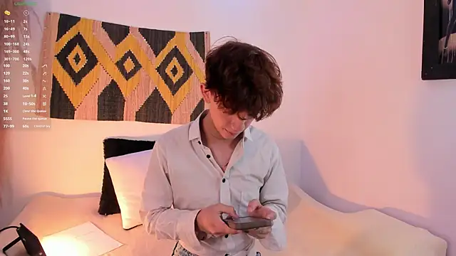 Tomy Rox online show from February 18, 8:47 pm